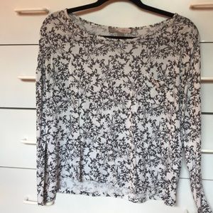 Forever 21 long sleeve with pocket